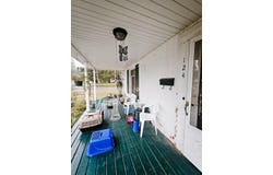 124 Maumee Street, Jonesville, MI 49250