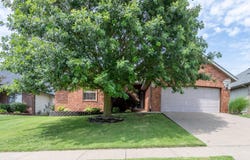 3803 W Erie Street, Springfield, MO 65807