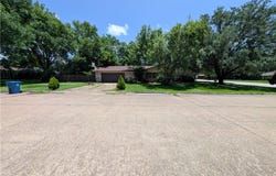 812 Victoria Street, Navasota, TX 77868