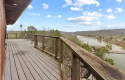 100 Tazewell, Norfork, AR 72658
