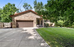 20 Woodlawn Avenue, Tonka Bay, MN 55331