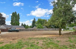 Sprig LN, Eugene, OR 97401