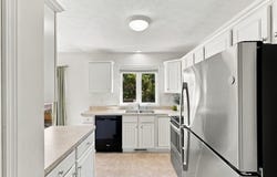 10 Stothard Dr, Hilton, NY 14468