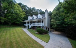 18 Hames Point, Adairsville, GA 30103