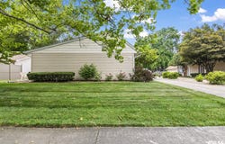 3217 CLARENDON Drive, Springfield, IL 62704