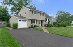 117 Osceola Ave, Middlesex Boro, NJ 08846-1807