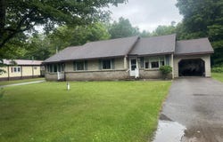 N6816 Elm St, Engadine, MI 49827