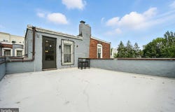 86 N YORK ROAD, WILLOW GROVE, PA 19090