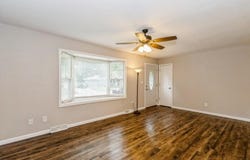 1810 California Ave, IA 52240