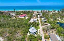 540 GULF BAY ROAD, LONGBOAT KEY, FL 34228
