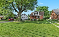 3904 Poplar Level Rd, Louisville, KY 40213
