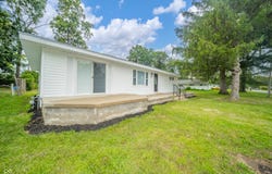 800 W Harvard Avenue, Muncie, IN 47304