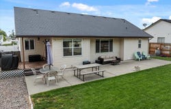 2324 N MACKENZIE DR, Post Falls, ID 83854