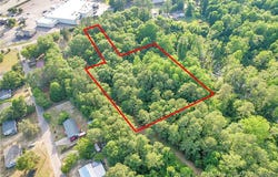 Davis Street, Hope Mills, NC 28371