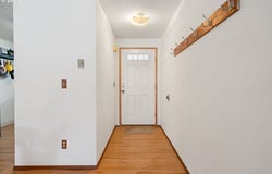 29700 SW COURTSIDE DR, Wilsonville, OR 97070