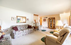 835 Scott Drive, Elgin, IL 60123