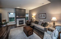 2760 Spy Glass Drive, Chaska, MN 55318