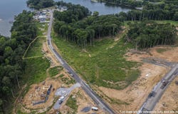 827 Eagle Point Drive, Grand Rivers, KY 42045