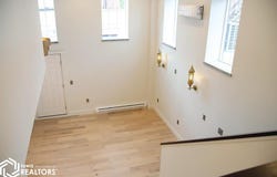 51 E Broadway #102, Fairfield, IA 52556