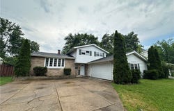 405 Baldwin Drive, Berea, OH 44017