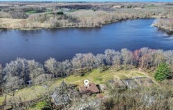 67833 Lake Trail, Lakeville, IN 46536-9710