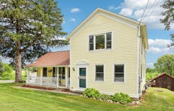 N64w20755 Mill Rd, Menomonee Falls, WI 53051