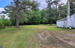 1042 OCEAN HIGHWAY, POCOMOKE CITY, MD 21851