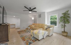 411 E A ST, PURCELLVILLE, VA 20132