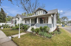22 S Smith Street, New Buffalo, MI 49117