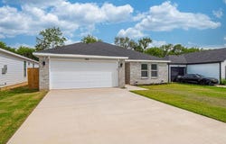 609 E 14th Street, Corsicana, TX 75110