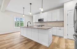 5025 Harbor View Drive E, Granite Falls, NC 28630