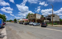 321 9th Street E, Cimarron, NM 97714