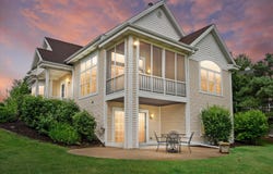 N59w17728 Meadow Ct, Menomonee Falls, WI 53051