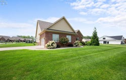 902 Pine Valley Drive, Bowling Green, OH 43402