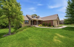 1210 E Rolling Hills Dr., Augusta, KS 67010