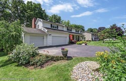 508 Old Colony Road, South Abington Twp, PA 18411