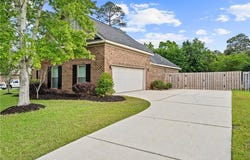 8580 Gatewood Drive N, Mobile, AL 36619