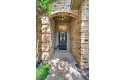 11001 Ridge Point Drive, Woodway, TX 76712