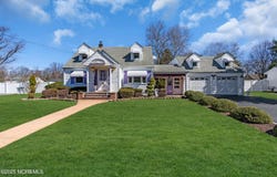 39 Pine Avenue, Freehold, NJ 07728