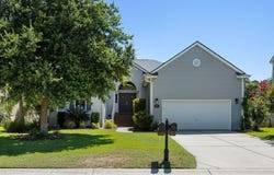 1869 Palmetto Isle Drive, Mount Pleasant, SC 29466