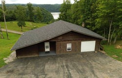 263 W Taxiway Dr, Albany, KY 42602