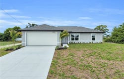 310 NE 9th Terrace, Cape Coral, FL 33909