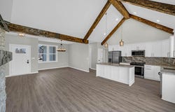 407 Vine Street, Cambridge, IA 50046