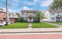 1811 Harvard Avenue NW, Canton, OH 44709
