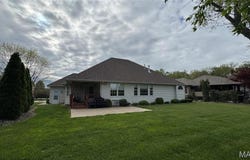 723 Stonecreek Drive, Staunton, IL 62088
