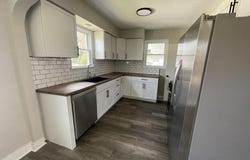 609 S Walsh Street, Garrett, IN 46738-1505