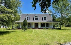 122 Ehrlich Farm, Swainsboro, GA 30401
