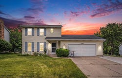 2502 Thorn Creek Street SE, Kentwood, MI 49508