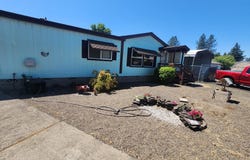 258 BOBWHITE ST, Roseburg, OR 97471