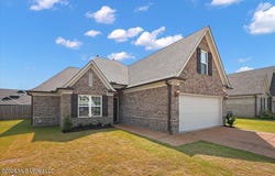 8692 Hayes Drive, Southaven, MS 38672